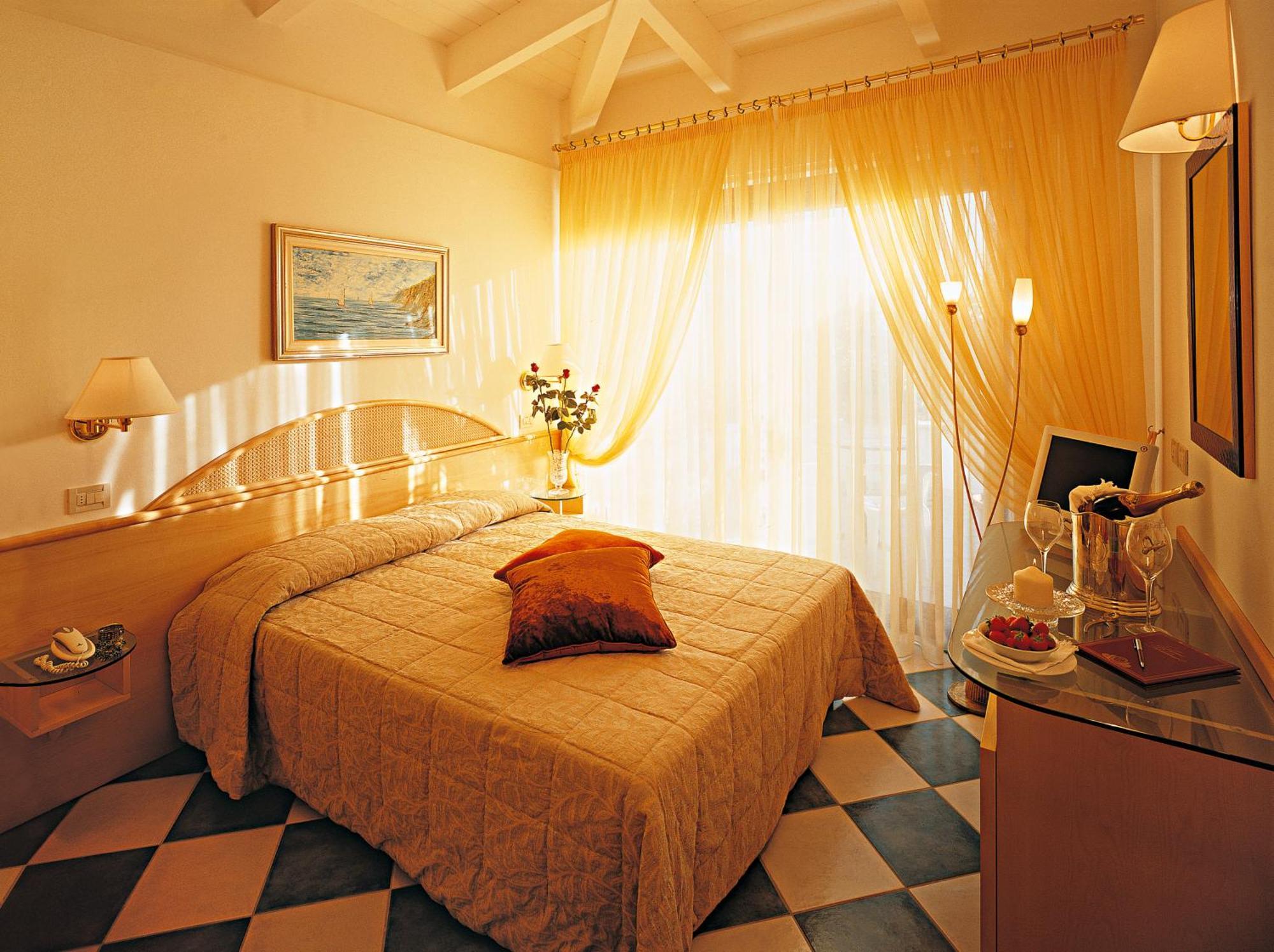 Hotel Posillipo Gabicce Mare Extérieur photo